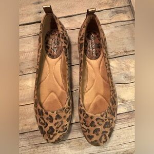 Comfortiva Animal Print Leather Flats